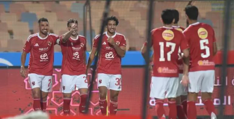 تصنيف الأندية: الأهلي يتفوق على بيراميدز بـ27 مركزا.. والزمالك الـ222