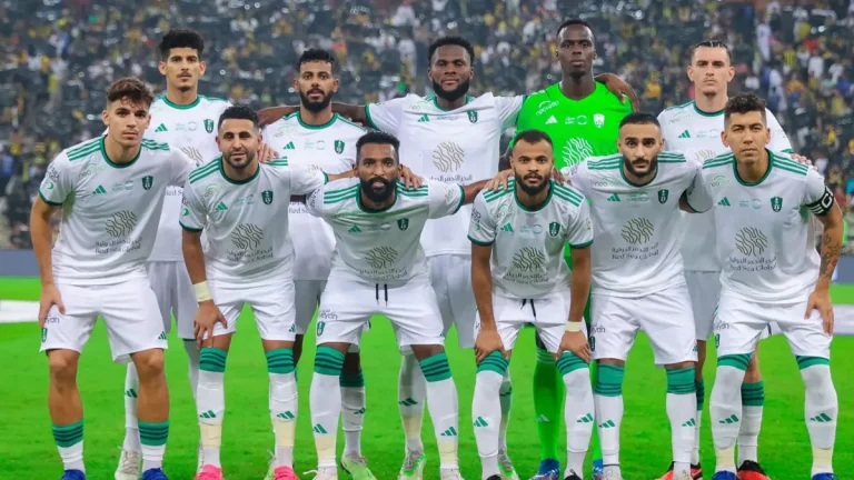 الأهلي يفوز على إلتشي بثنائية نظيفة وديا