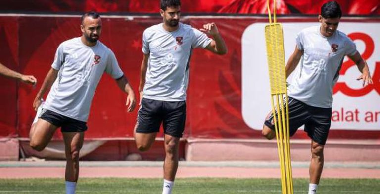 الأهلي يواصل تدريباته استعدادا لمواجهة فاركو.. وريبيرو يجهز خطة الفوز