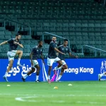 الأهلي يهدد النصر بثلاثية ضد القادسية في الشوط الأول