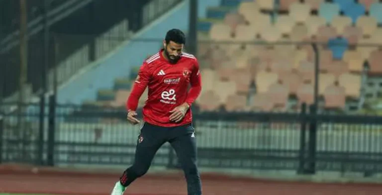 حدث فجرا في الأهلي.. موقف الشناوي من الزمالك وبيراميدز ولاعب يؤجل التجديد وتحذير ريبيرو