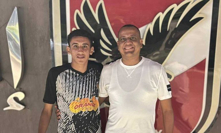 خبر في الجول - الأهلي يتعاقد مع لاعب شباب أورانج
                
                أتم الأهلي تعاقده مع عبد الله الشريف لاعب أورانج الشاب.
                السبت، 09 أغسطس 2025 - 12:48