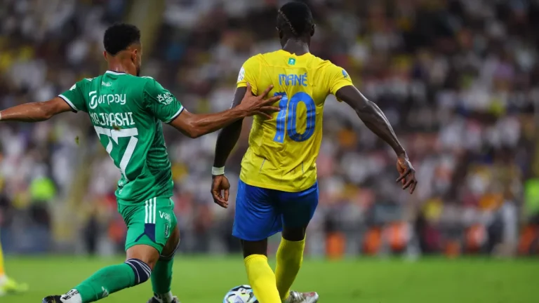 موعد مباراة الأهلي والنصر في نهائي كأس السوبر السعودي والقنوات الناقلة