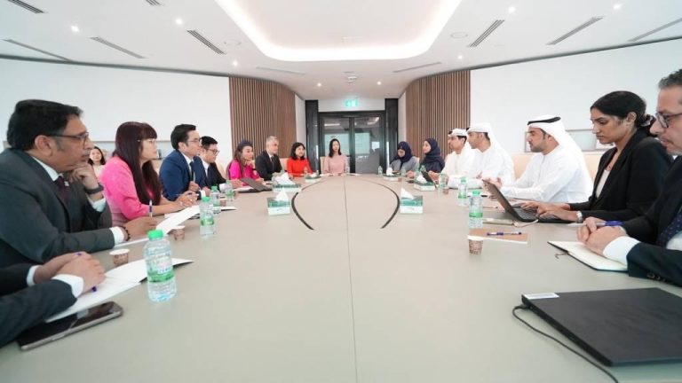 7.02 مليار دولار التجارة غير النفطية بين الإمارات وفيتنام في النصف الأول 2025