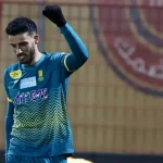 "لا زال للمجد بقية".. الحزم يعلن تعاقده مع عمر السومة رسميا