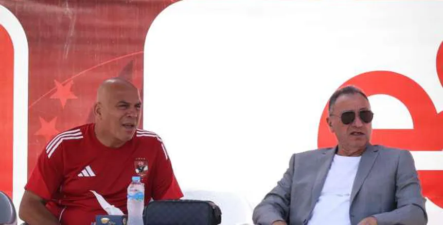 الخطيب يطالب ريبيرو بعدم إلغاء المعسكر المغلق قبل مباريات الأهلي