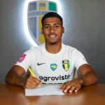 خبر في الجول - الزمالك يضم خوان ألفينا لمدة 4 مواسم.. والتفاصيل المالية
                
                توصل نادي الزمالك لاتفاق مع البرازيلي خوان ألفينا لاعب نادي ألكسندريا الأوكراني.
                الأربعاء، 06 أغسطس 2025 - 17:46