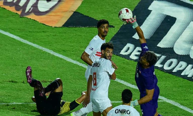 "شد وإعياء".. الزمالك يكشف حالة أحمد حمدي ومحمد صبحي
                
                كشف الجهاز الطبي لفريق الزمالك عن حالة الثنائي أحمد حمدي لاعب الفريق ومحمد صبحي حارس مرماه.
                الجمعة، 22 أغسطس 2025 - 01:30