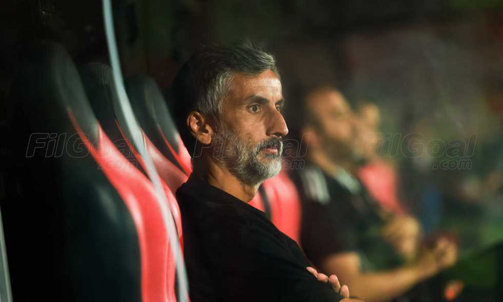 الأهلي يعلن رحيل ريبيرو
                
                أعلن النادي الأهلي رحيل مدربه الإسباني خوسيه ريبيرو عن تدريب الفريق بشكل رسمي.
                الأحد، 31 أغسطس 2025 - 18:26