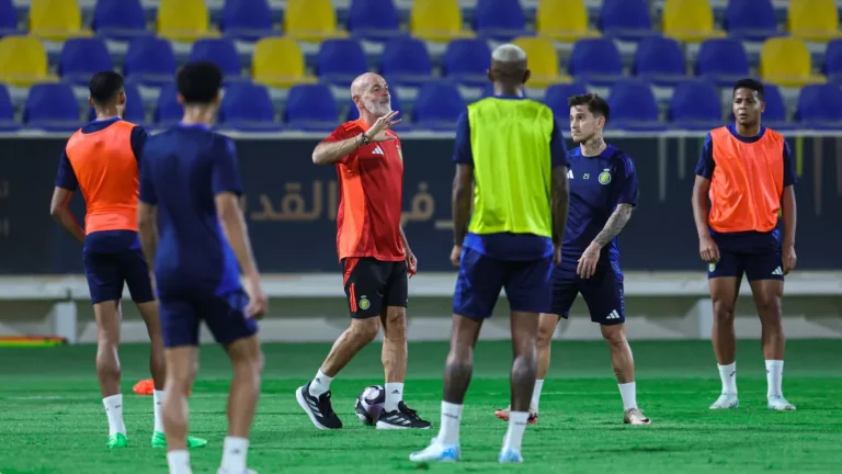 النصر يحدد سعر بيع "محترفه".. صدمة مدوية في وجه بولونيا