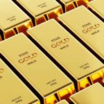 انخفاض ملحوظ في أسعار الذهب وتأثيره على الأسواق المالية والمستثمرين في الفترة الحالية.