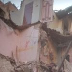 انهيار منزل من 3 طوابق خالى من السكان فى عين شمس.. صور