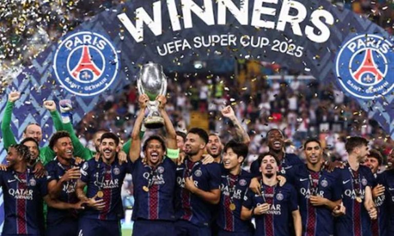 ريمونتادا في 10 دقائق.. باريس سان جيرمان بطل السوبر الأوروبي للمرة الأولى في التاريخ
                
                توج باريس سان جيرمان الفرنسي بلقب السوبر الأوروبي بعد الفوز على حساب توتنام هوتسبير الإنجليزي بركلات الترجيح في المباراة التي أقيمت بينهما على ملعب فريولي في مدينة أودينيزي.
                الخميس، 14 أغسطس 2025 - 00:27