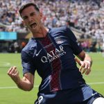 الـ 1-0 مستمرة.. رويز يتدارك خطأ ديمبيلي في فوز باريس سان جيرمان على أنجيه
                
                تغلب باريس سان جيرمان على ضيفه أنجيه بهدف دون رد ضمن منافسات الجولة الثانية من الدوري الفرنسي.
                الجمعة، 22 أغسطس 2025 - 23:51