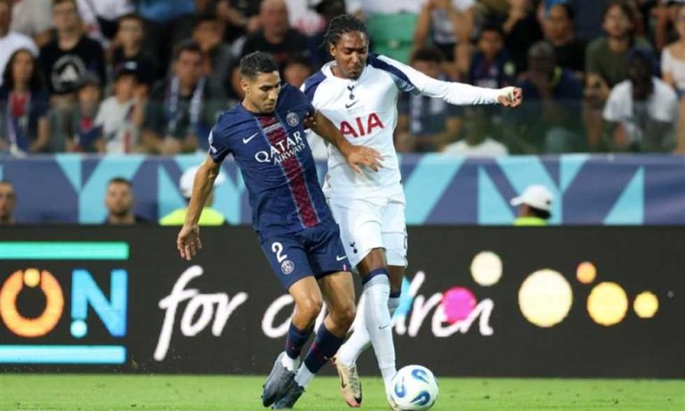 استراحة السوبر الأوروبي - باريس سان جيرمان (0)-(1) توتنام
                
                زوار FilGoal.com نقدم لكم تغطية مباشرة لمباراة باريس سان جيرمان الفرنسي أمام توتنام هوتسبير الإنجليزي في السوبر الأوروبي
                الأربعاء، 13 أغسطس 2025 - 21:47