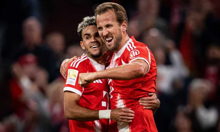 هاتريك كين.. بايرن ميونيخ يفتتح الدوري الألماني بسداسية في شباك لايبزج
                
                اكتسح بايرن ميونيخ خصمه لايبزج في افتتاح الموسم الجديد من الدوري الألماني بنتيجة 6-0 على ملعب أليانز أرينا.
                الجمعة، 22 أغسطس 2025 - 23:45