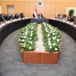 نائب رئيس الوزراء يبحث مع مصنّعي الحديد والشركات آليات توطين صناعة صاج السيارات