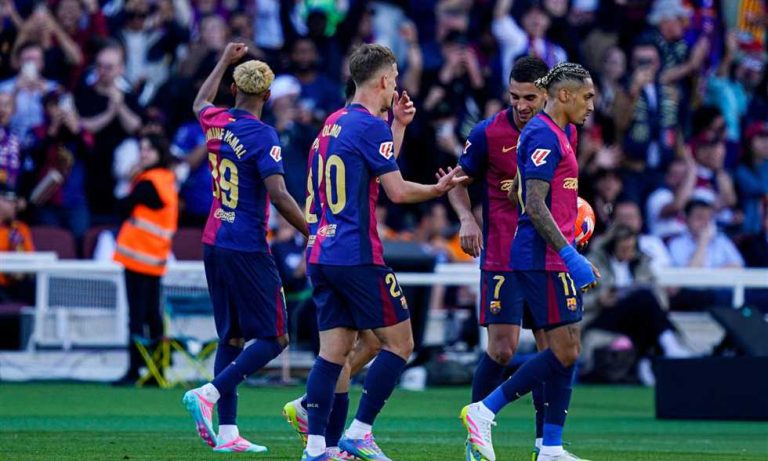 قائمة برشلونة - غياب تشيزني وليفاندوفسكي.. وتواجد جارسيا وراشفورد لمواجهة مايوركا
                
                أعلن هانز فليك مدرب برشلونة قائمة فريقه لمواجهة ريال مايوركا.
                السبت، 16 أغسطس 2025 - 11:54