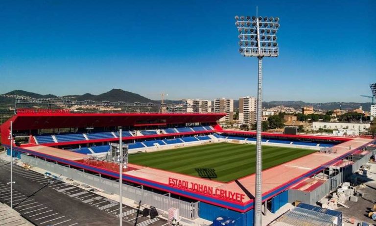 ماركا: برشلونة اختار ملعب يوهان كرويف لخوض مباراة فالنسيا
                
                كشفت صحيفة ماركا على اختيار برشلونة لملعب يوهان كرويف لخوض مباراة فالنسيا في الدوري.
                الأربعاء، 27 أغسطس 2025 - 14:20