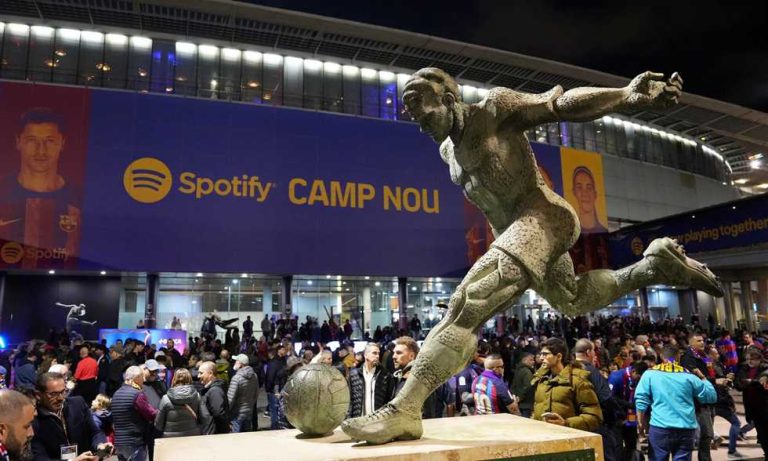 وفد من الاتحاد الأوروبي للتفتيش على ملعب برشلونة الجديد
                
                ينتظر نادي برشلونة زيارة بعثة من الاتحاد الأوروبي لكرة القدم للمعاينة والتفتيش في ملعب كامب نو الجديد، وذلك قبل الافتتاح الرسمي للملعب.
                الأربعاء، 20 أغسطس 2025 - 16:38