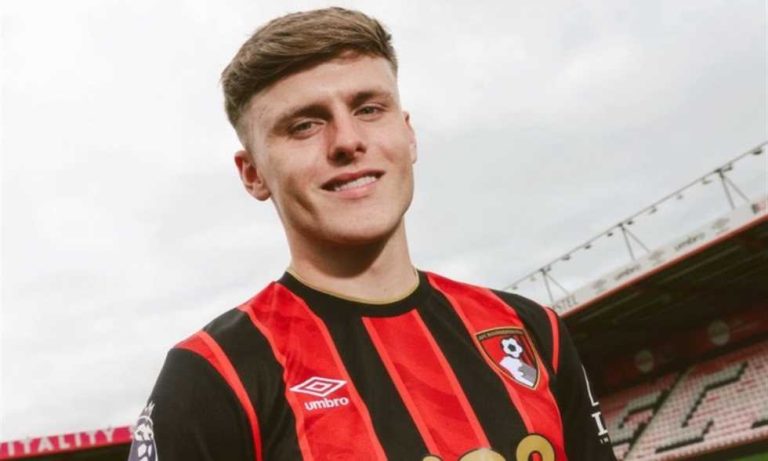 بورنموث يعلن ضم بن دوك من ليفربول
                
                أعلن نادي بورنموث التعاقد مع بن دوك قادما من ليفربول خلال فترة الانتقالات الصيفية الحالية.
                الإثنين، 18 أغسطس 2025 - 22:29