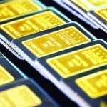 الذهب يتراجع مع صعود الدولار