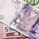 تراجع سعر الجنيه الإسترليني اليوم أمام الجنيه في بداية تعاملات الإثنين 4-8-2025