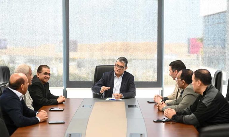 3 جدد.. رويز يستقر على تشكيل لجنة الحكام الجديد
                
                انضم محمد الحنفي ومحمد يوسف ومحمود رضا للجنة الحكام الجديدة تحت قيادة الكولومبي أوسكار رويز حسبما علم FilGoal.com.
                الخميس، 21 أغسطس 2025 - 16:25