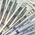 تطورات بازار العملات الدولار يسجل صعوداً ملحوظاً اليوم الأربعاء 13-8-2025