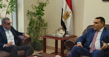 تعزيز صادرات الملابس خطوة جديدة من التمثيل التجاري والمجلس التصديري