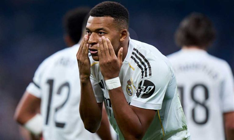 مباشر الدوري الإسباني - ريال أوفييدو (0)-(0) ريال مدريد.. الحارس يمنع الأول
                
                يقدم لكم FilGoal.com تغطية مباشرة لمواجهة ريال أوفييدو ضد ريال مدريد في الجولة الثانية من الدوري الإسباني.
                الأحد، 24 أغسطس 2025 - 22:28