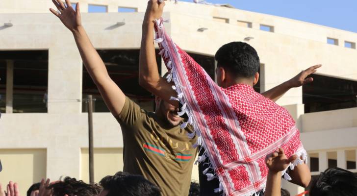 تفوق أوائل التوجيهي: أسرار نجاحهم في الحصول على أعلى العلامات