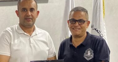تكريم رئيس جهاز القرى السياحية لجهوده في revitalizing المسرح الروماني