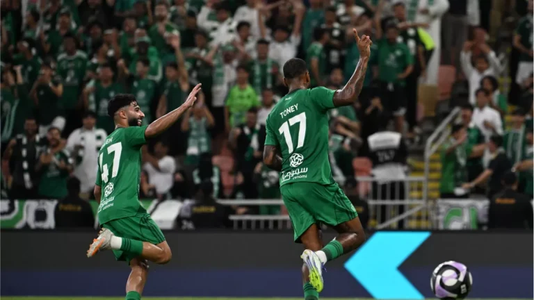 توني يفتتح أهداف الأهلي في الموسم الجديد