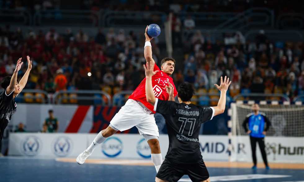 مواعيد مباريات الإثنين 11 أغسطس 2025.. منتخب ناشئين اليد وقرعة سوبر جلوب
                
                يشهد اليوم الإثنين الموافق 11 من شهر أغسطس 2025 عددا من مباريات الجولة الأولى بالدور الرئيسي لبطولة العالم لكرة اليد للناشئين.
                الإثنين، 11 أغسطس 2025 - 10:06