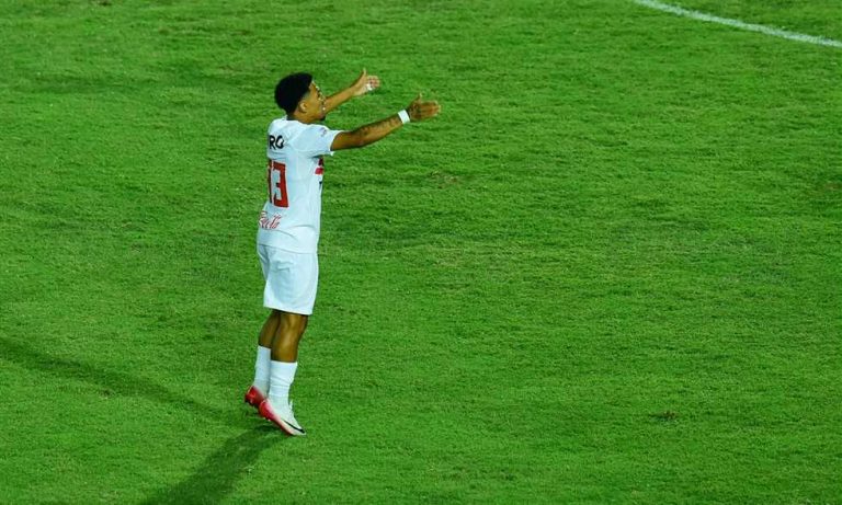 جوان ألفينا: سعيد باللعب بقميص الزمالك الرائع.. وسنعمل لتحقيق الإنجازات
                
                عبر جوان ألفينا لاعب الزمالك سعادته بالمشاركة الأولى له بالقميص الأبيض ضد المقاولون.
                الأحد، 17 أغسطس 2025 - 21:35