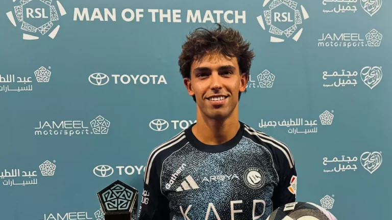 "أفضل لاعب في العالم يرتدي قميص النصر" .. جواو فيليكس يحذر المنافسين بهاتريك أمام التعاون