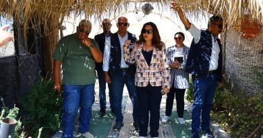 فى جولة مفاجئة.. منال عوض تتابع سير العمل فى محميتي وادى دجلة وقبة الحسنة