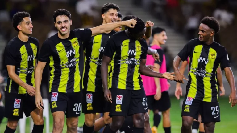 جوهرة الاتحاد يطرق أبواب الاحتراف الأوروبي.. "وجهة إسبانية هامة"