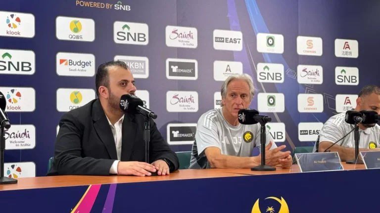 خيسوس يهاجم الحكم ويكشف عن إمكانية تعاقد النصر مع لاعب وسط