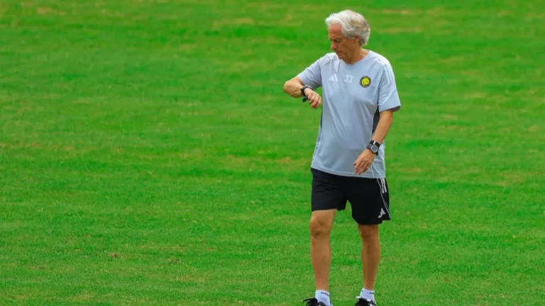 هل يدمر خيسوس النصر بنفس طريقة الهلال .. "ضغط مستمر"