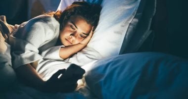مقترح يابانى يطالب باستخدام الهواتف الذكية من قبل السكان ساعتين فقط لمعالجة إدمانه