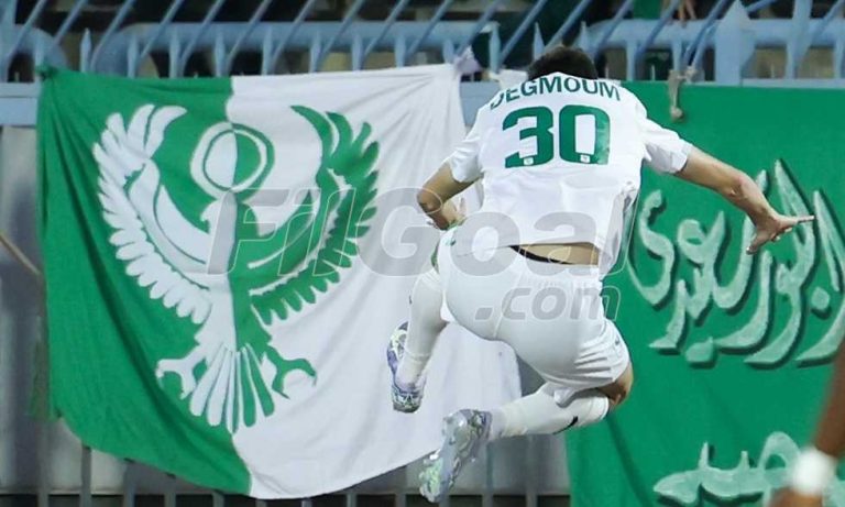 الأجنبي الأول بعد موسمين.. دغموم يفتتح أهداف الدوري المصري 2025-26
                
                افتتح الجزائري عبد الرحيم دغموم لاعب المصري أول أهداف الدوري المصري موسم 2025-2026.
                الجمعة، 08 أغسطس 2025 - 21:30