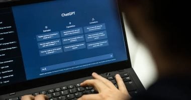 دمج GPT 5 مع Apple Intelligence الشهر القادم 