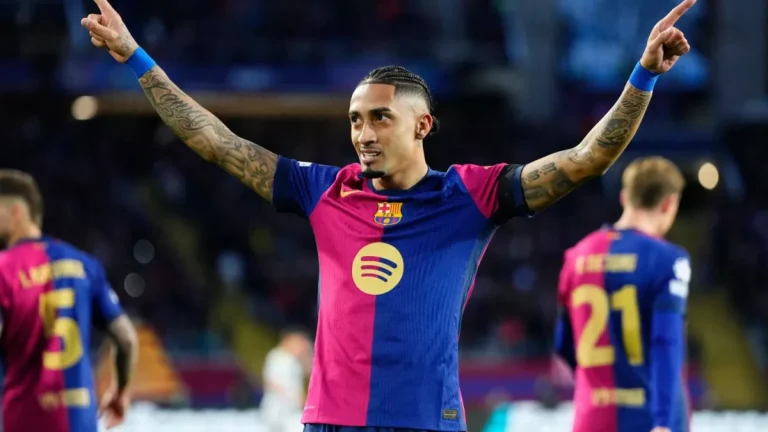 رافينها: شتيجن رمز للفريق.. وحلمي الفوز بدوري الأبطال مع برشلونة