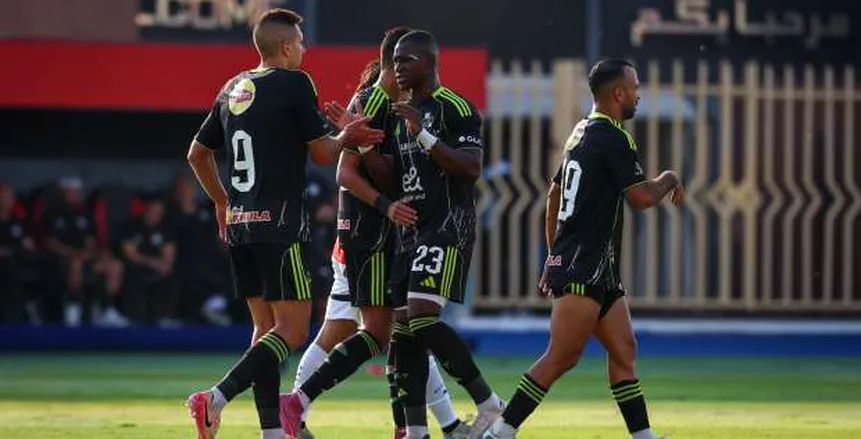 بالأسماء.. ريبيرو يطيح بـ3 لاعبين من تشكيل الأهلي أمام فاركو بالدوري