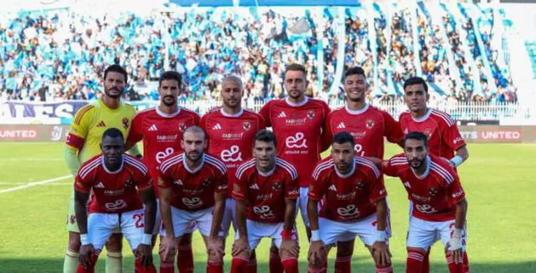 ريبيرو  يفاجئ لاعبي الأهلي في غرفة الملابس بعد التعادل أمام المحلة