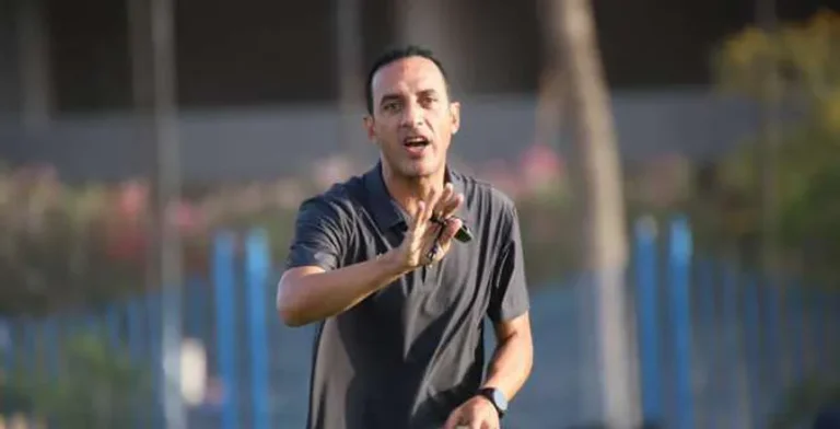 سموحة يدرس تعديل خطة اللعب لفك «العقدة».. و«عبدالعزيز» ينتظر الفوز الأول