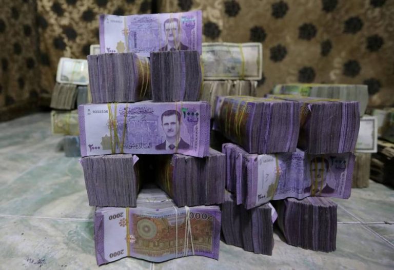 سوريا تعتزم إصدار أوراق نقدية جديدة وحذف صفرين سعياً لتحقيق الاستقرار