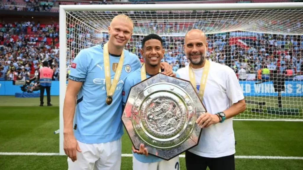 سيتي يتمسك بنجمه رغم رغبة اللاعب في الرحيل وتوتنهام يعقد الأمل الأخير